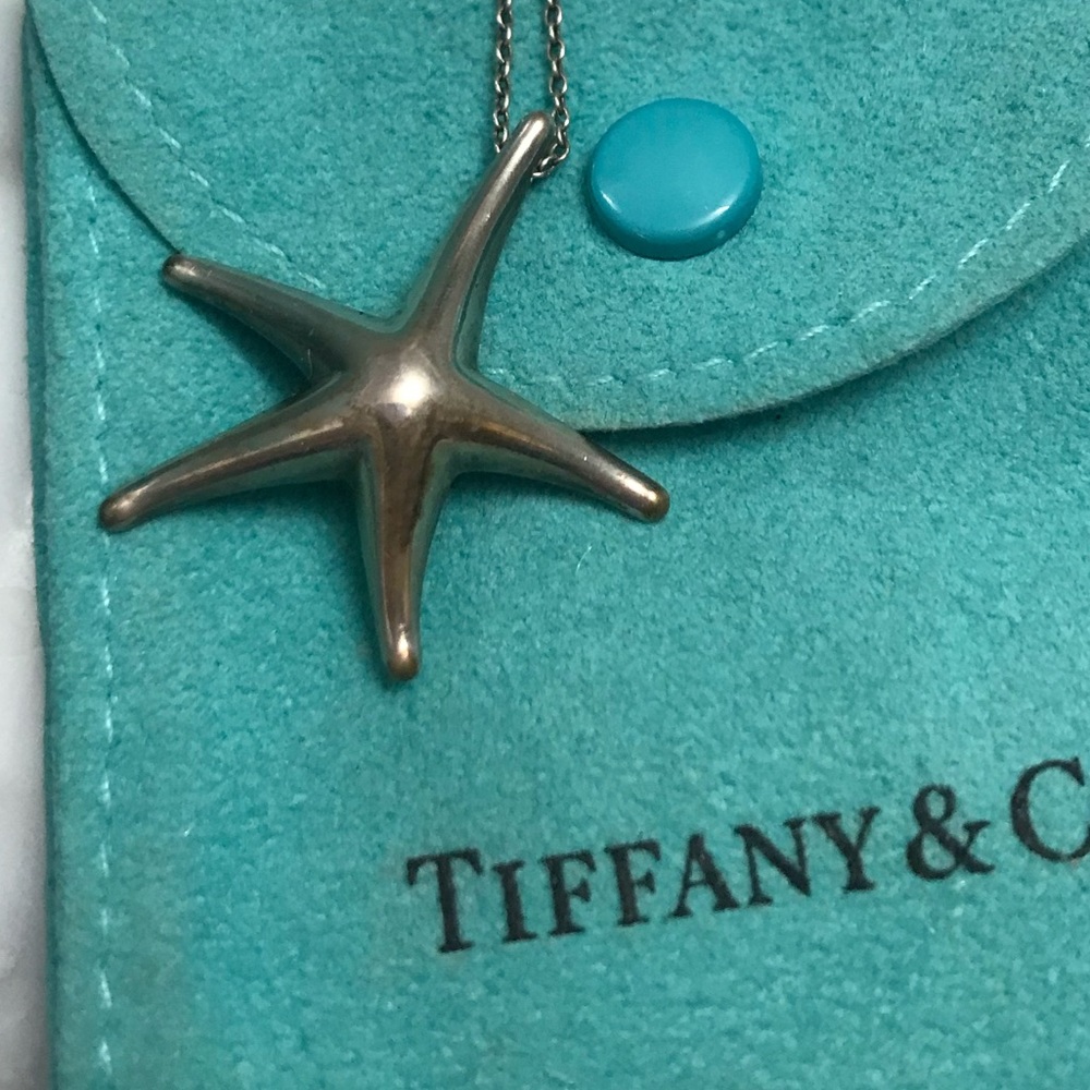 Tiffany & Co. Elsa Peretti Starfish Pendant Medium Necklace